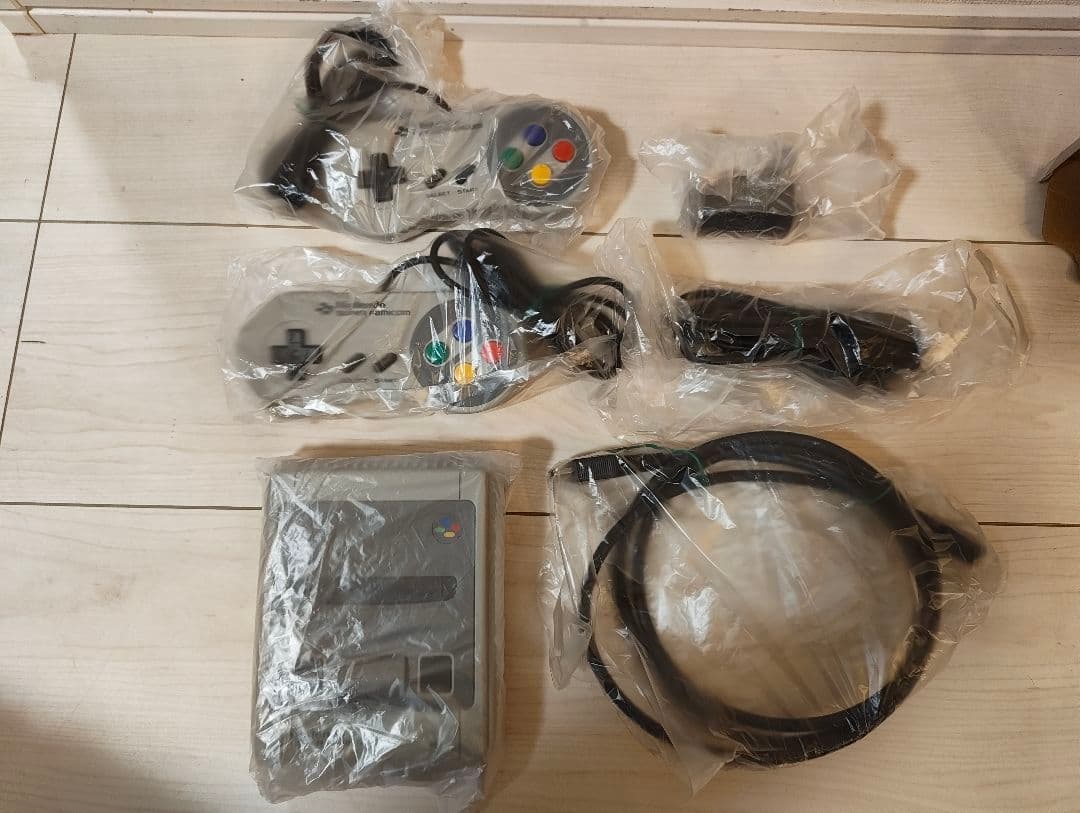 ニンテンドークラシックミニ スーパーファミコン【純正ACアダプター付き】