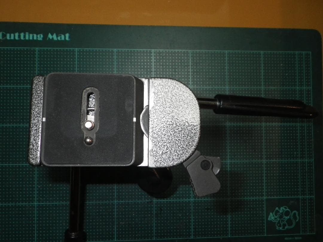 ジッツォ GITZO カメラ三脚用雲台 (型番G1372) 水準器付