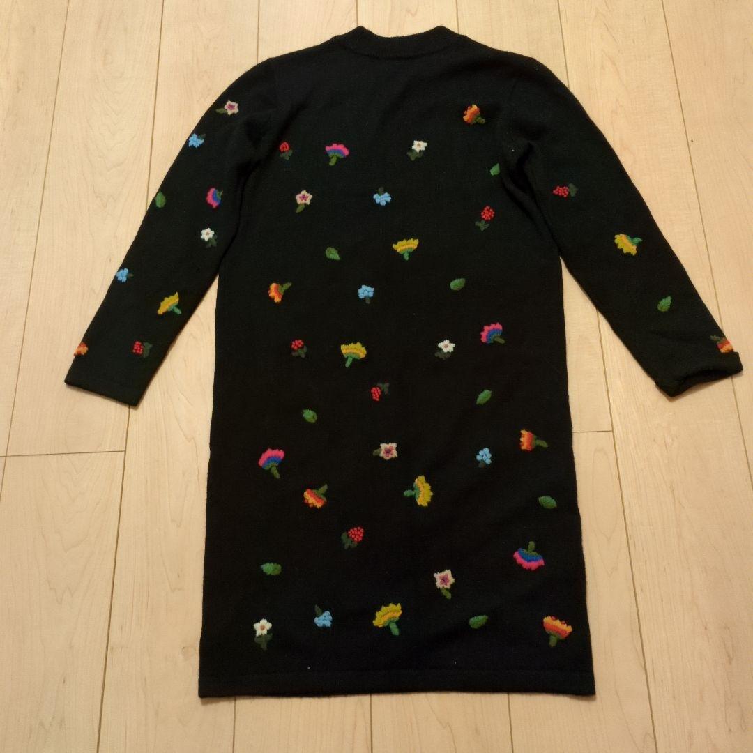 『グレ』花柄刺繍ニットセットアップ（カーディガン＋ワンピース）レディース38（M
