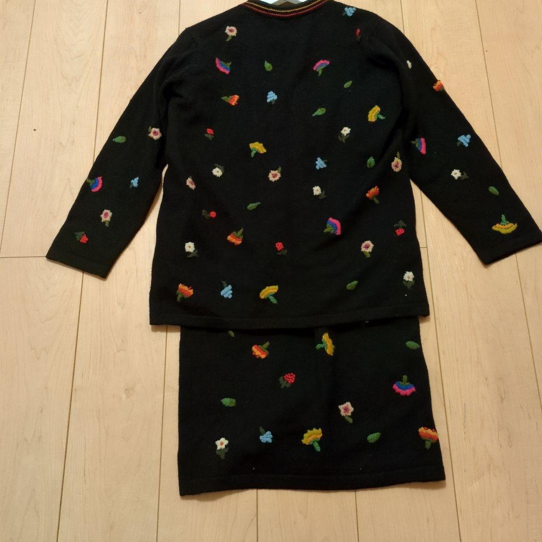 『グレ』花柄刺繍ニットセットアップ（カーディガン＋ワンピース）レディース38（M