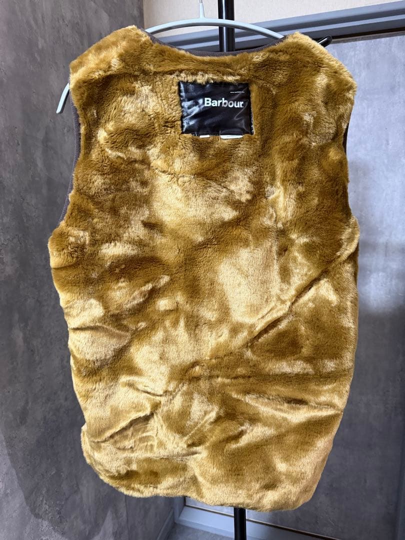 Barbour ファー ベスト 38 ブラウン