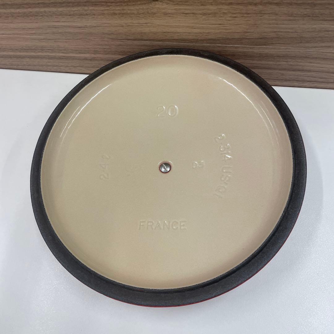 ウ*ム様 LE CREUSET 赤 両手鍋 20センチ