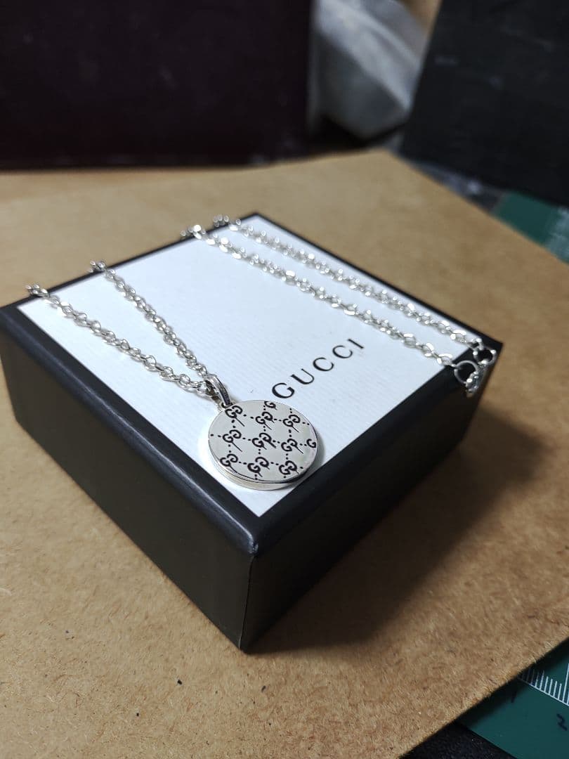 GUCCIグッチ シルバー925 GGゴーストダイヤモンドネックレス 高級感あり