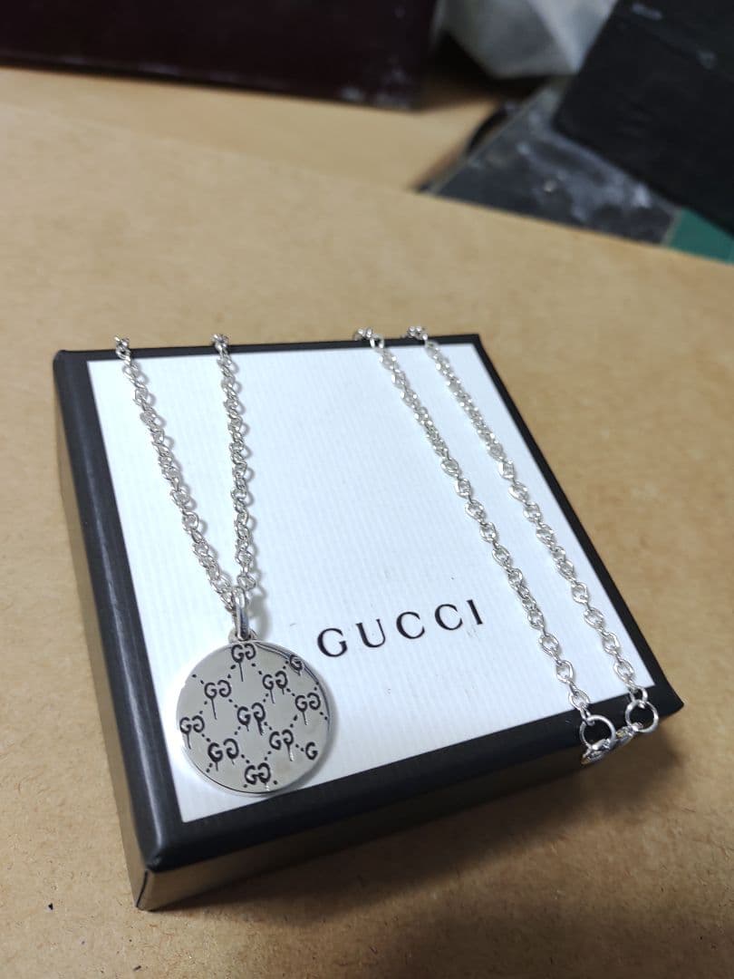 GUCCIグッチ シルバー925 GGゴーストダイヤモンドネックレス 高級感あり