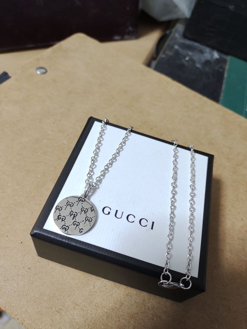 GUCCIグッチ シルバー925 GGゴーストダイヤモンドネックレス 高級感あり