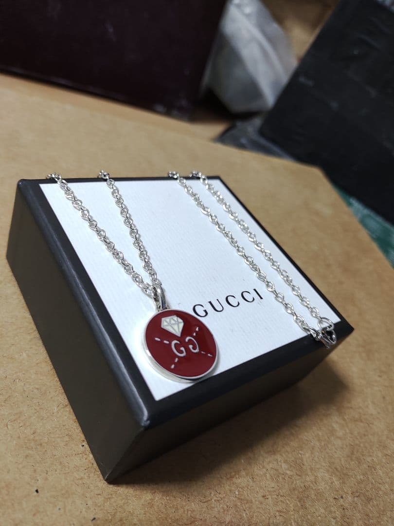 GUCCIグッチ シルバー925 GGゴーストダイヤモンドネックレス 高級感あり
