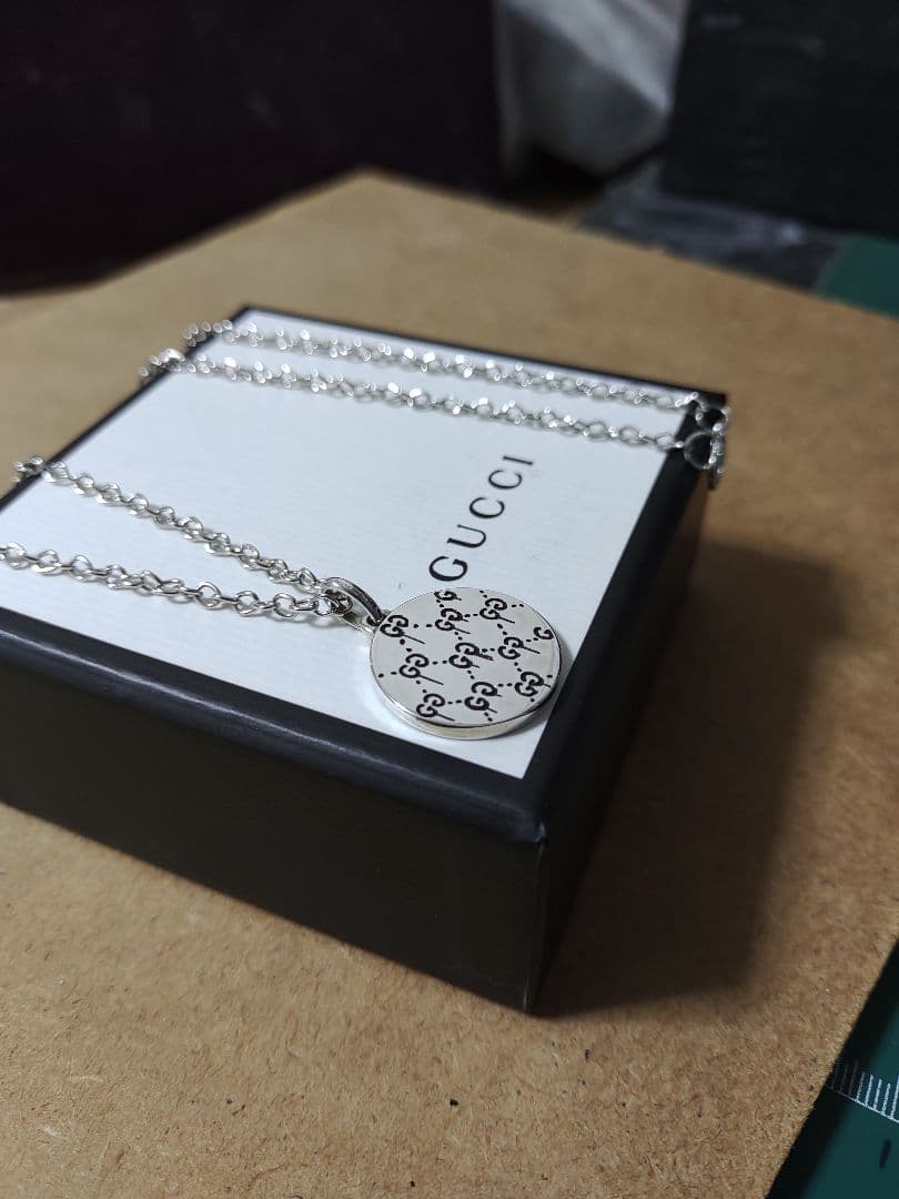GUCCIグッチ シルバー925 GGゴーストダイヤモンドネックレス 高級感あり