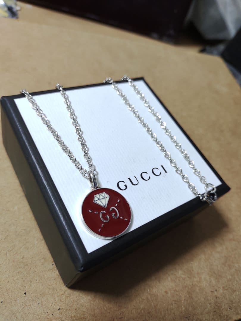 GUCCIグッチ シルバー925 GGゴーストダイヤモンドネックレス 高級感あり