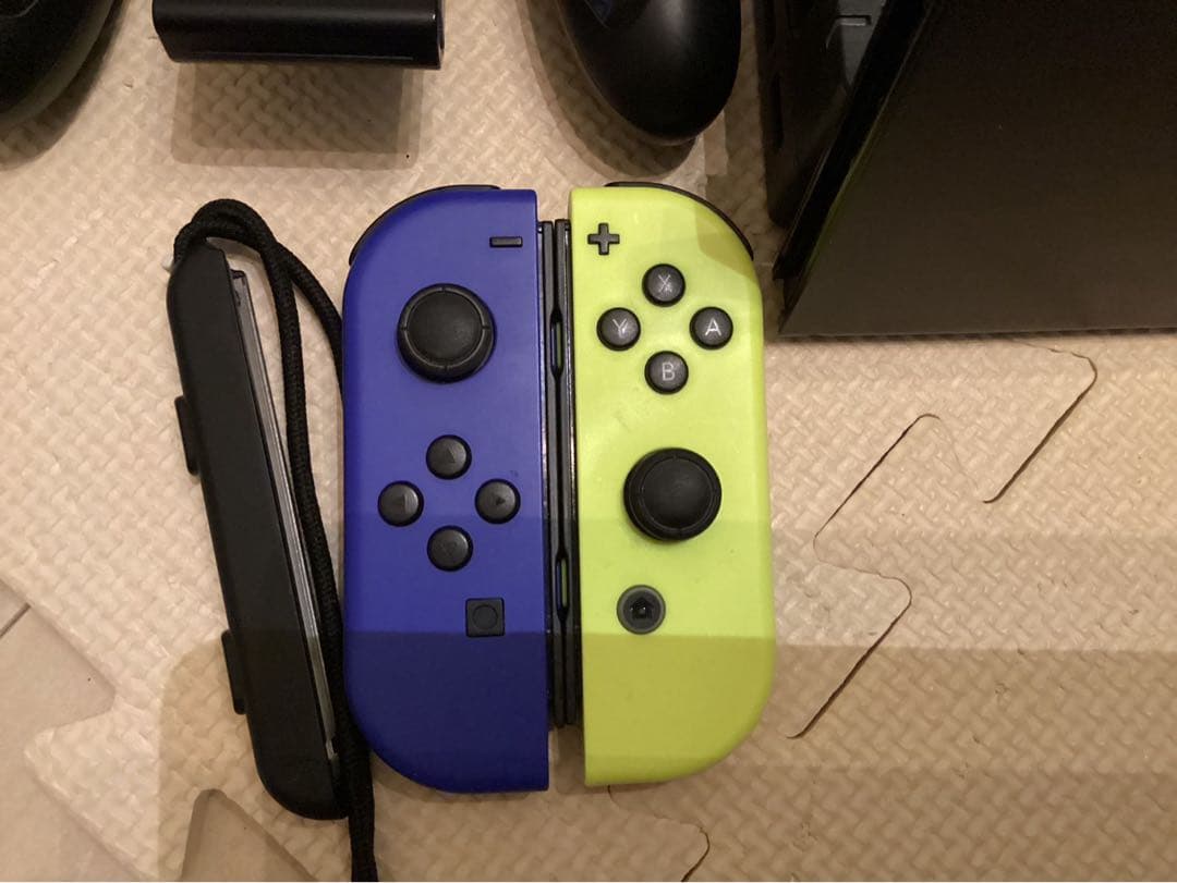 Nintendo Switch 本体 持ち運び用ケース付き