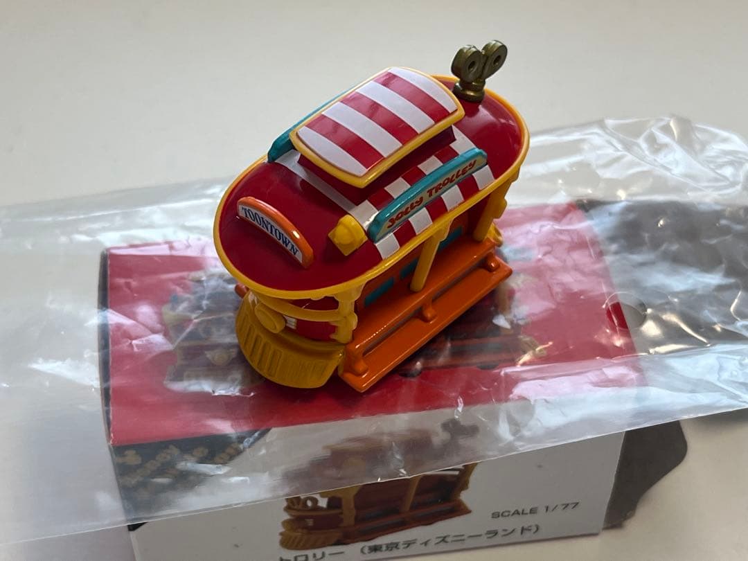 ディズニーリゾート　ビークルコレクション　トミカ　ジョリートロリー