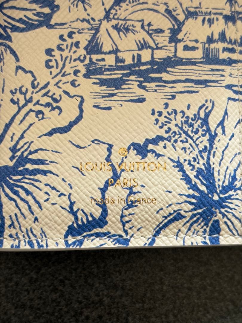LOUIS VUITTON ポルトフォイユ・ヴィクトリーヌ M83623