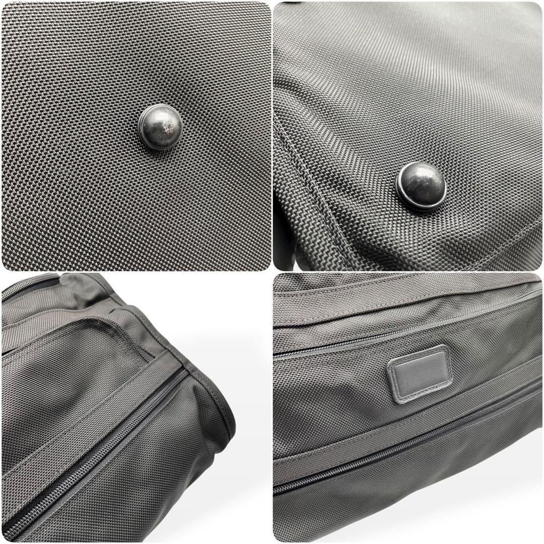 極美品　TUMI トゥミ　ボストンバッグ　大容量　ショルダー　２６２D３