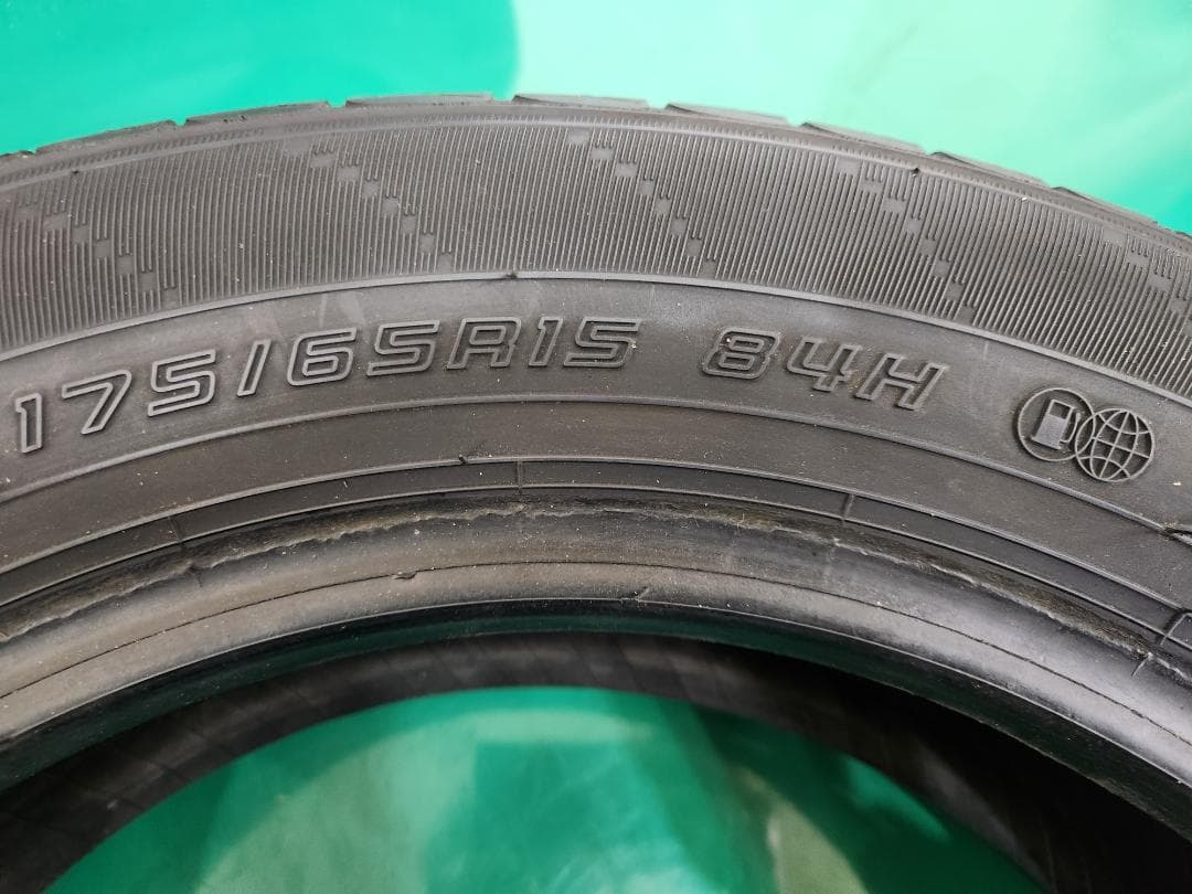 送料込☆2023年製 ダンロップタイヤ 175/65R15日本製☆4本
