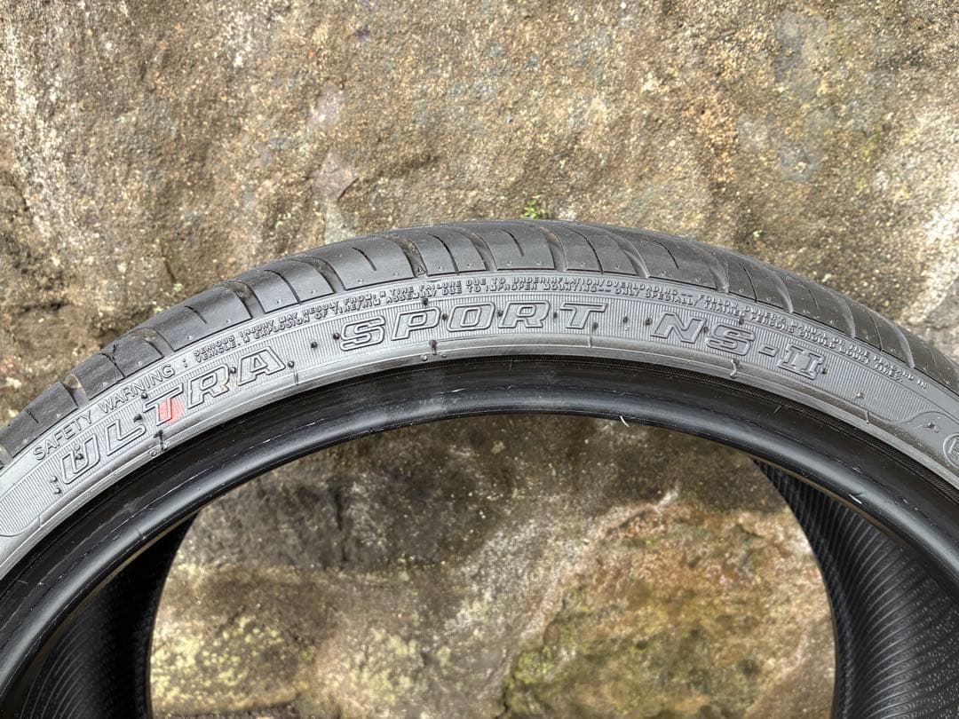 送料込み　タイヤ２本　NANKANG ULTRA SPORT NS -Ⅱ