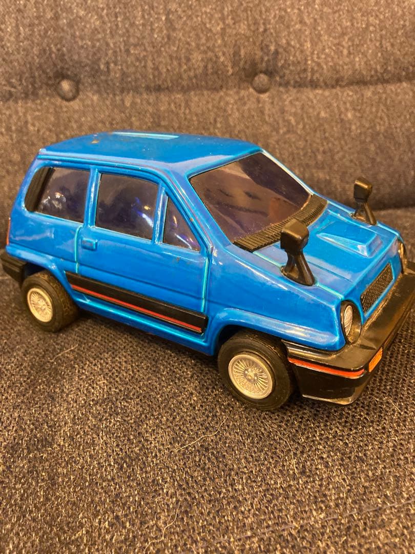 ブリキ製　ホンダ　シティーターボ　ミニカー