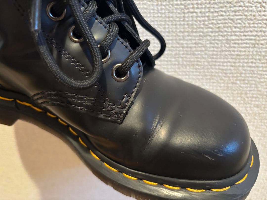 Dr. Martens ブラックレザーブーツ