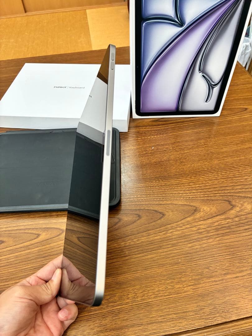 iPad Air 11インチ　M3 Wi-Fiモデル　おまけつき