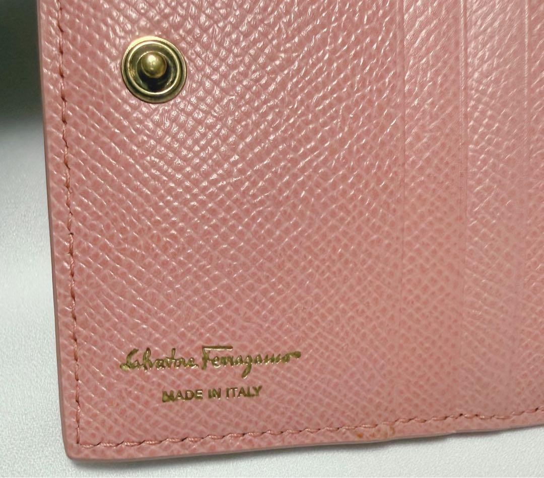 【お値下げ中】新品 Ferragamo フェラガモ 財布 ガンチーニ