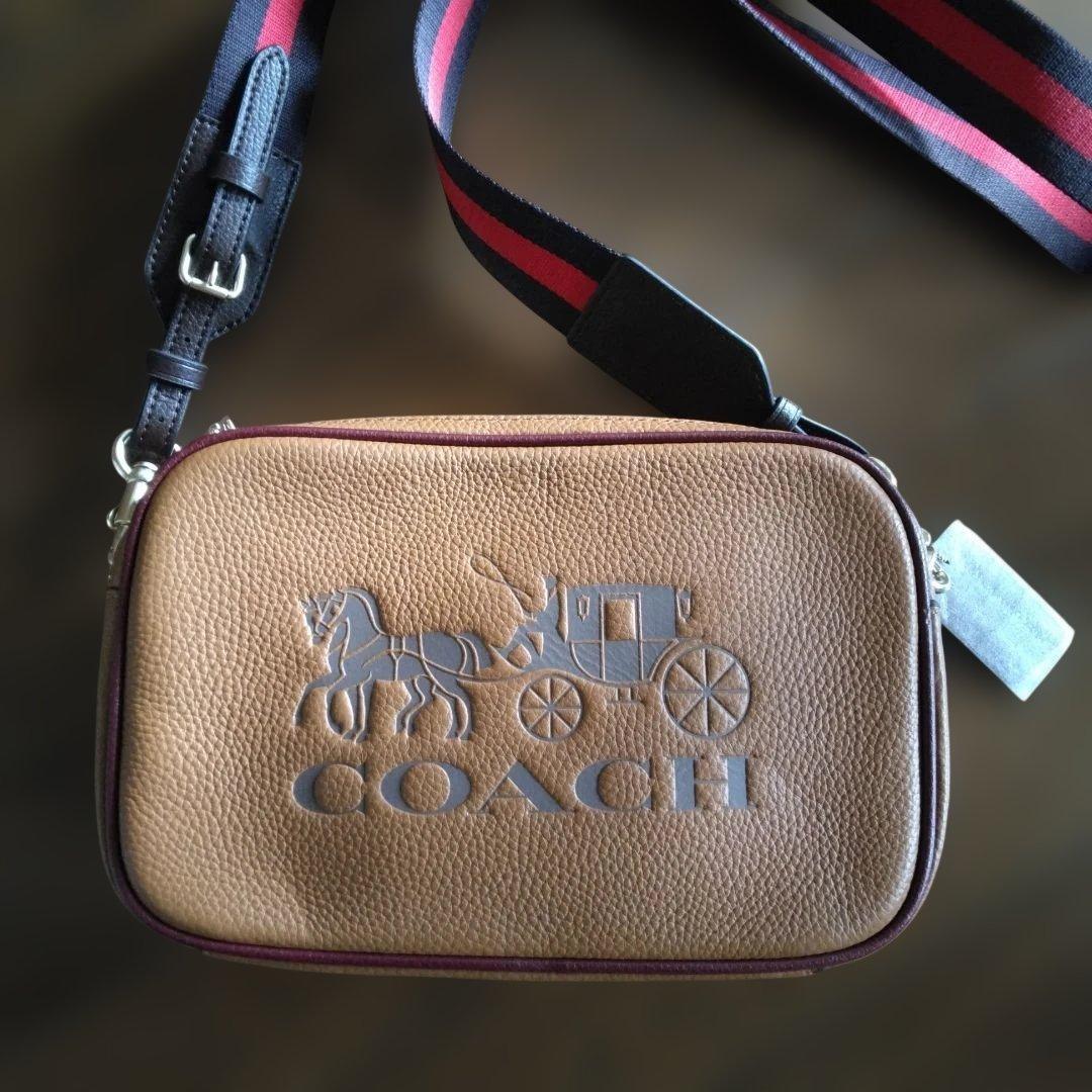 未使用　COACH ボディバッグ ブラウンレザー