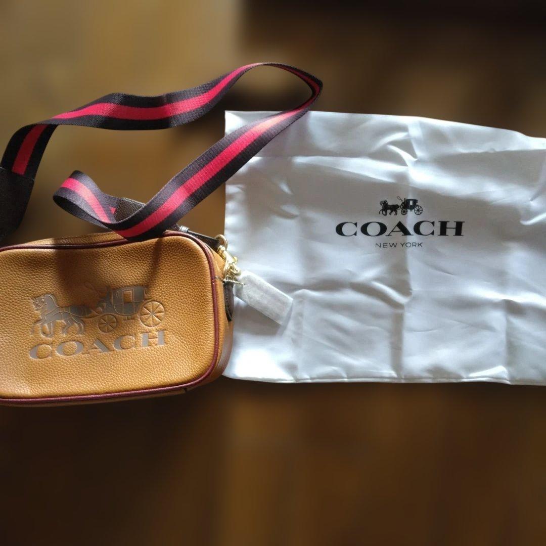 未使用　COACH ボディバッグ ブラウンレザー