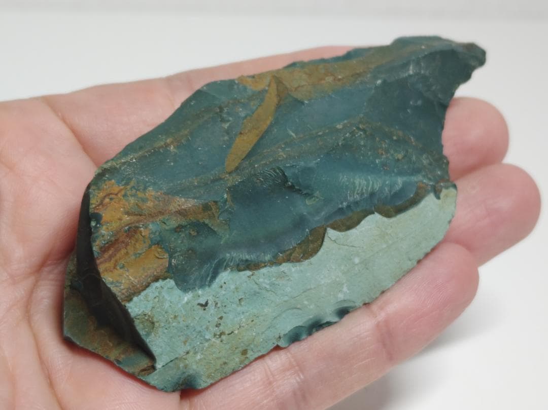 M-6 出雲石 117g 碧玉 瑪瑙 原石 鑑賞石 自然石 誕生石 鉱石 鉱物