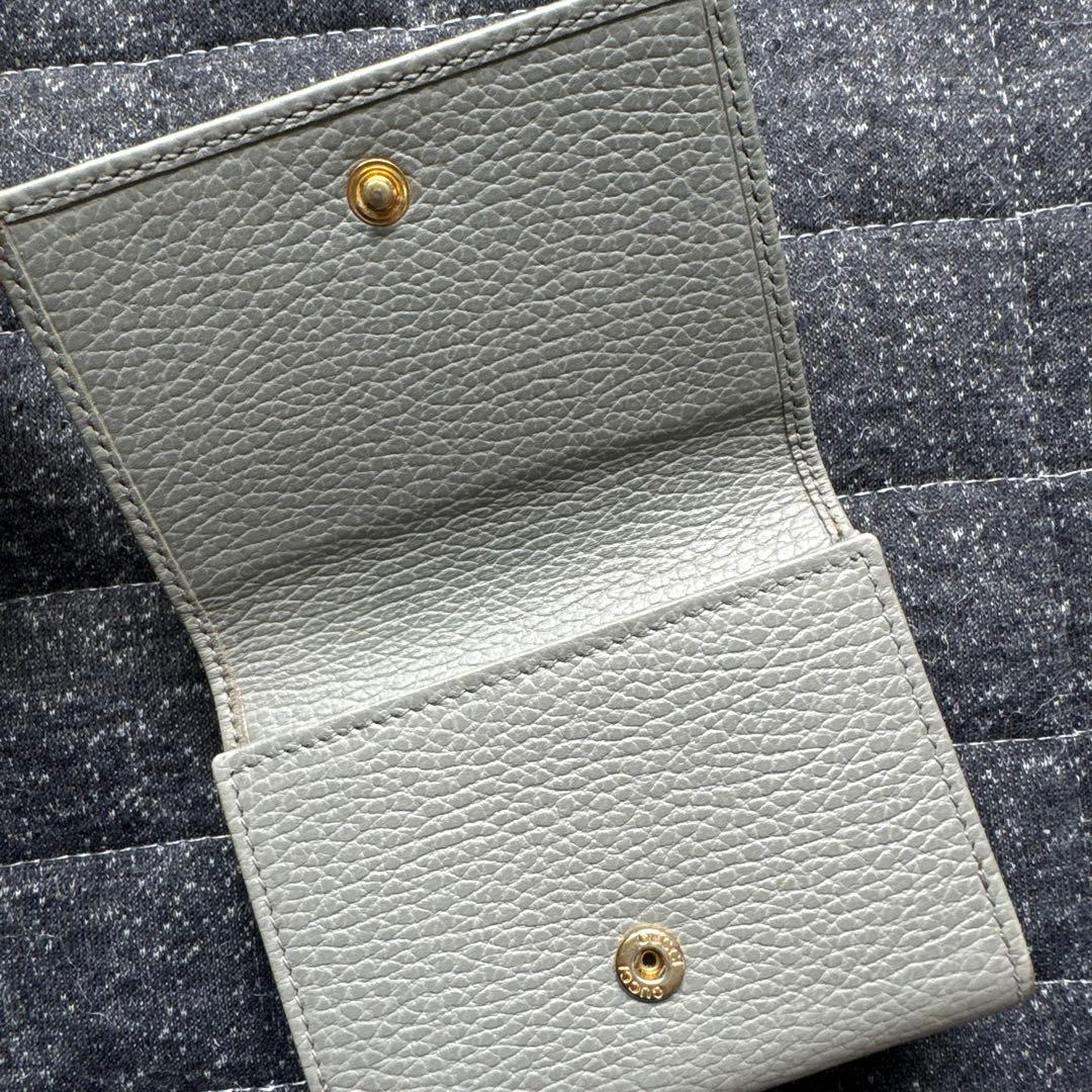 Gucci ライトグレー 三つ折り財布