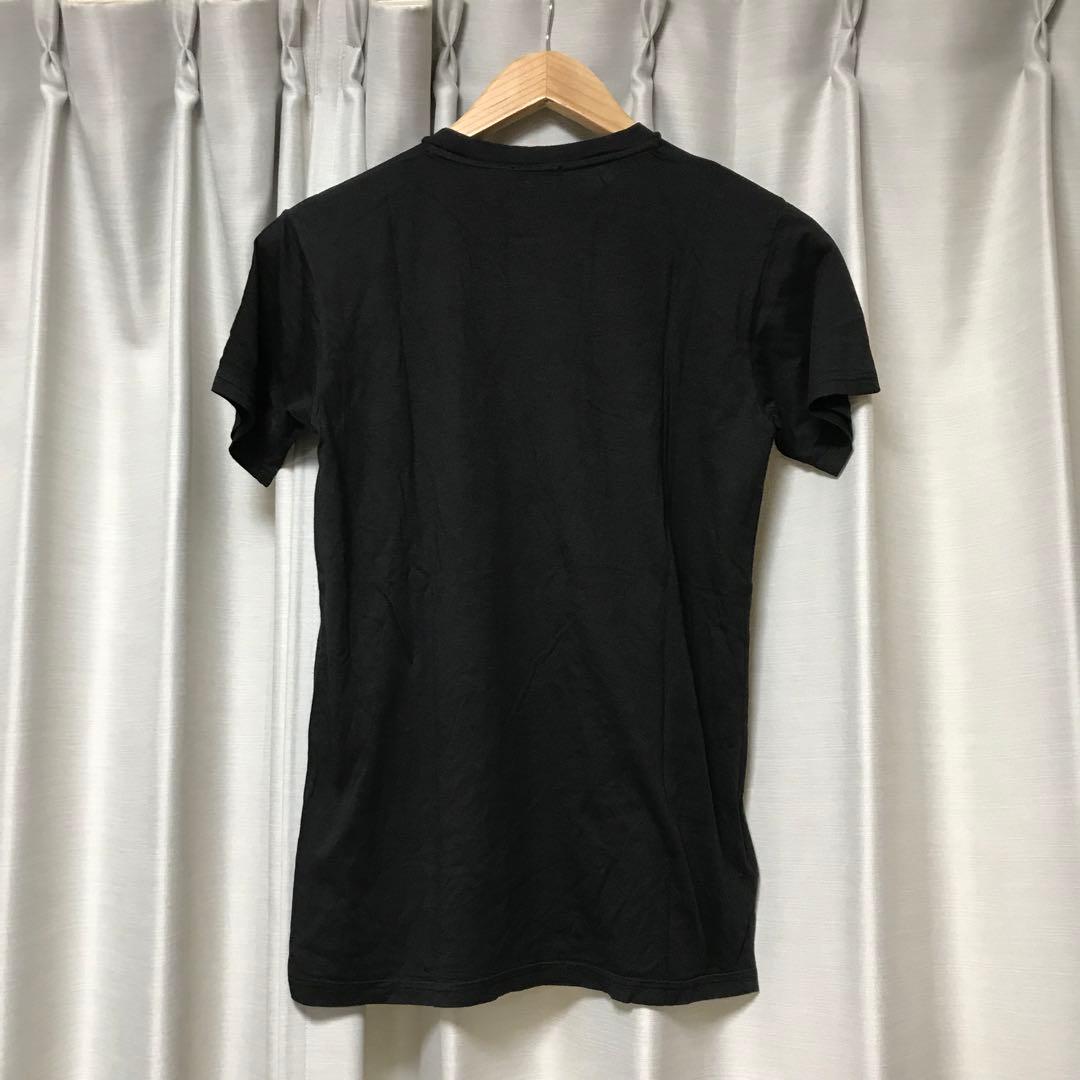 miu miu ロゴTシャツ