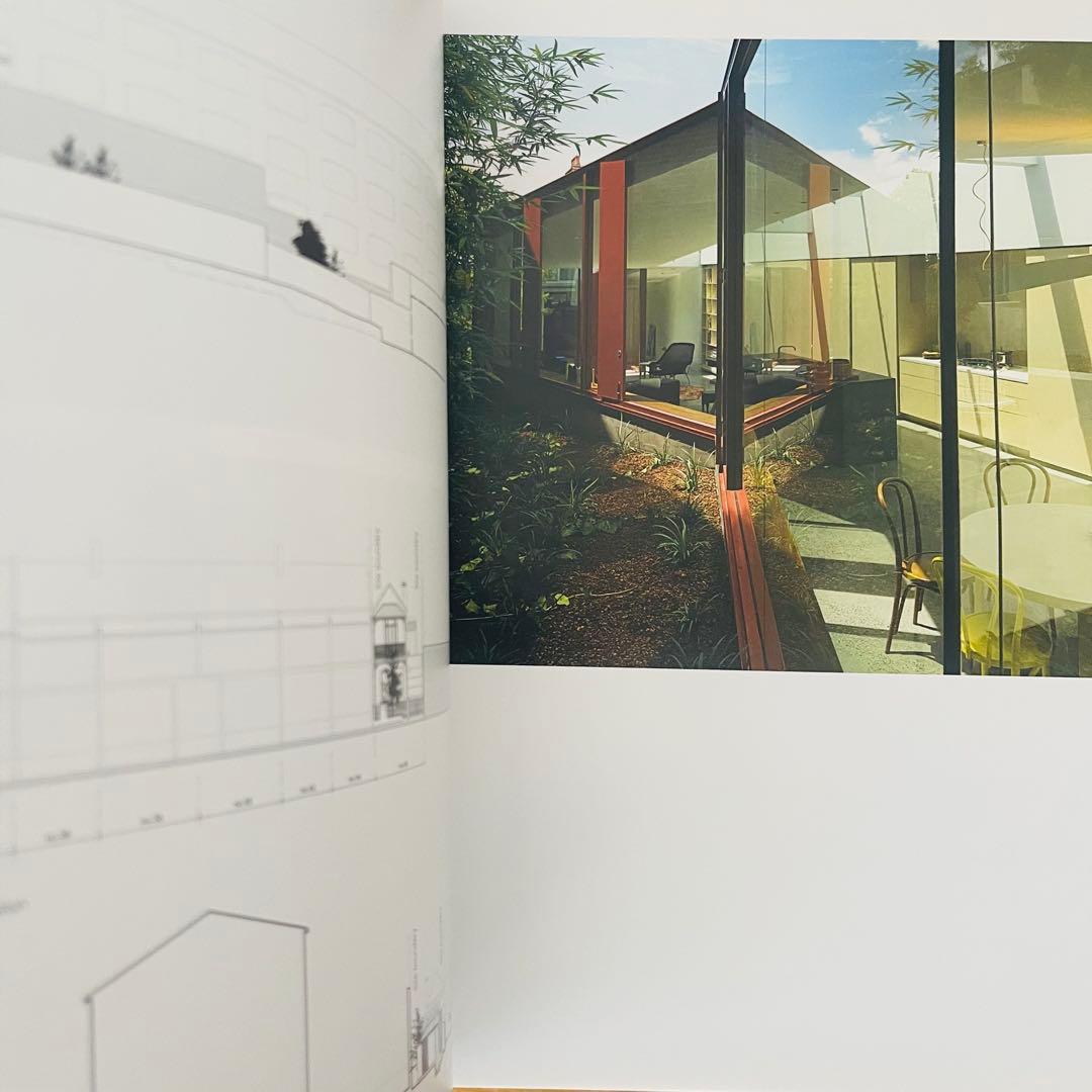 CITY HOUSES 洋書　建築　大型本