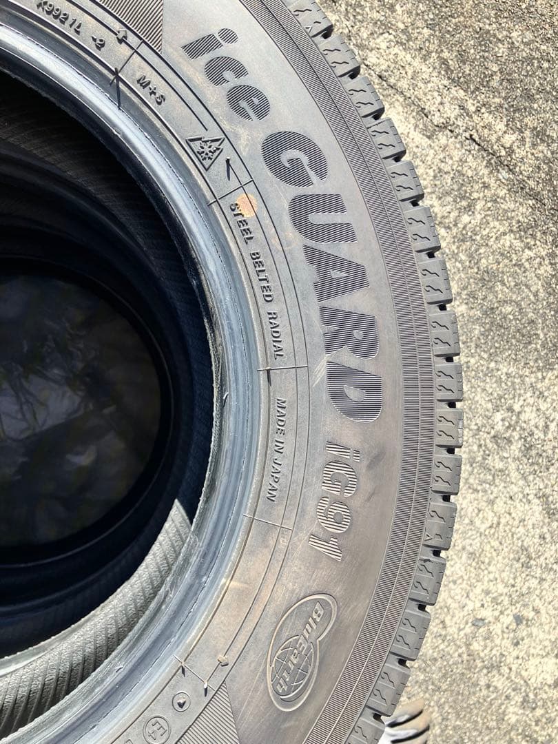 160系プロボックス 165/80R 14 LT スタッドレスタイヤ2本　その❶