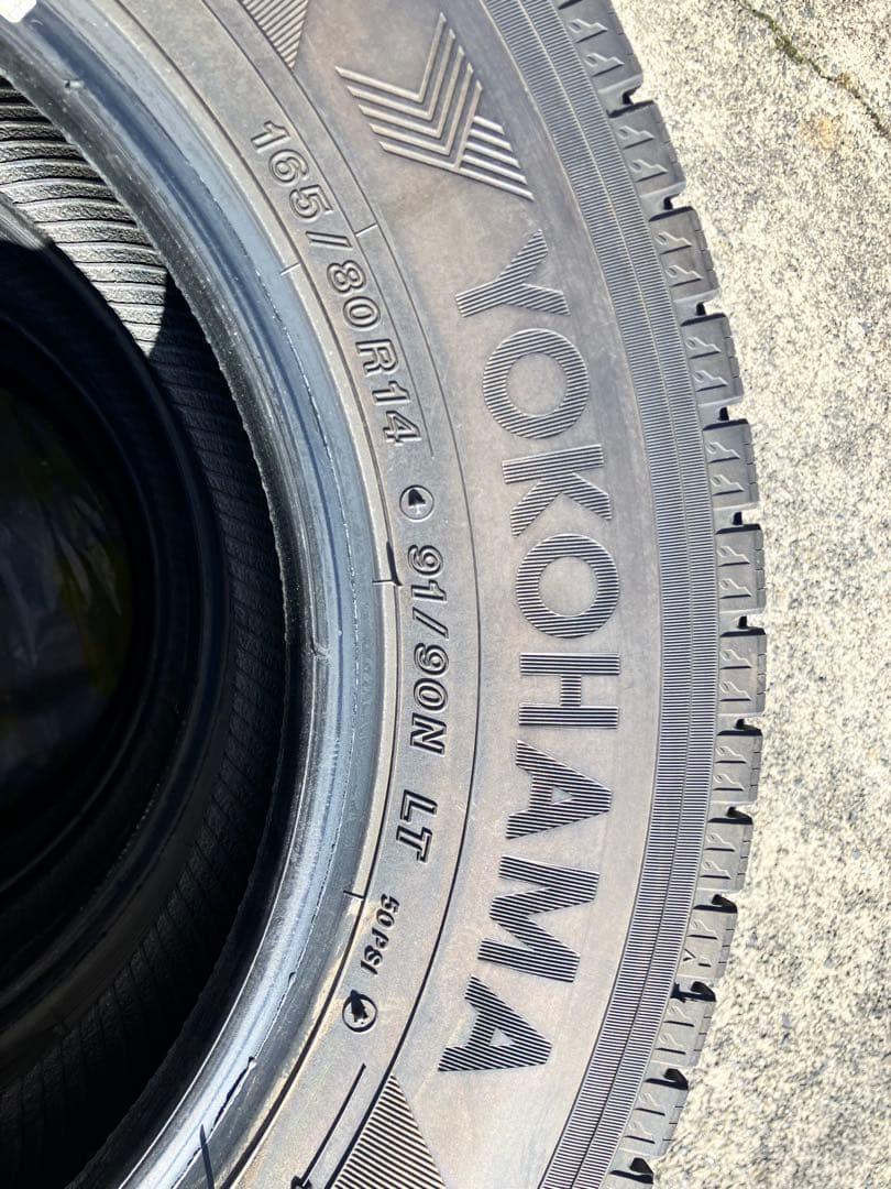 160系プロボックス 165/80R 14 LT スタッドレスタイヤ2本　その❶