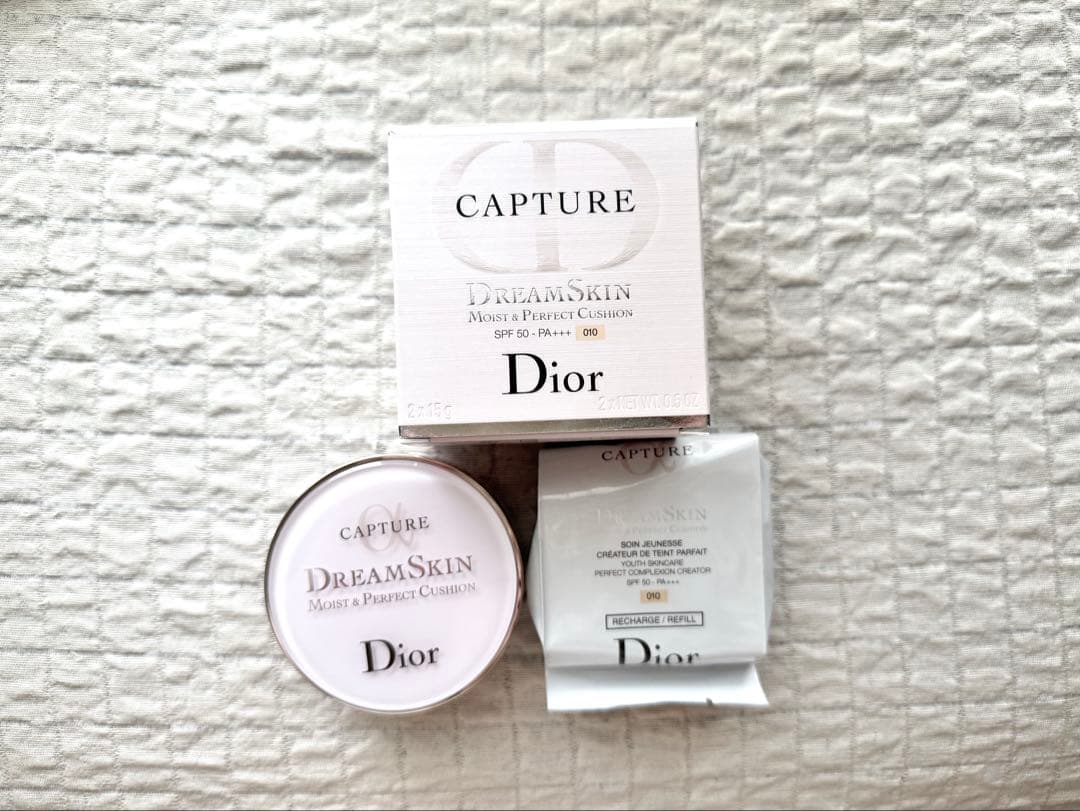 ＊Dior＊ カプチュールドリームスキンモイストクッション010 巾着付き