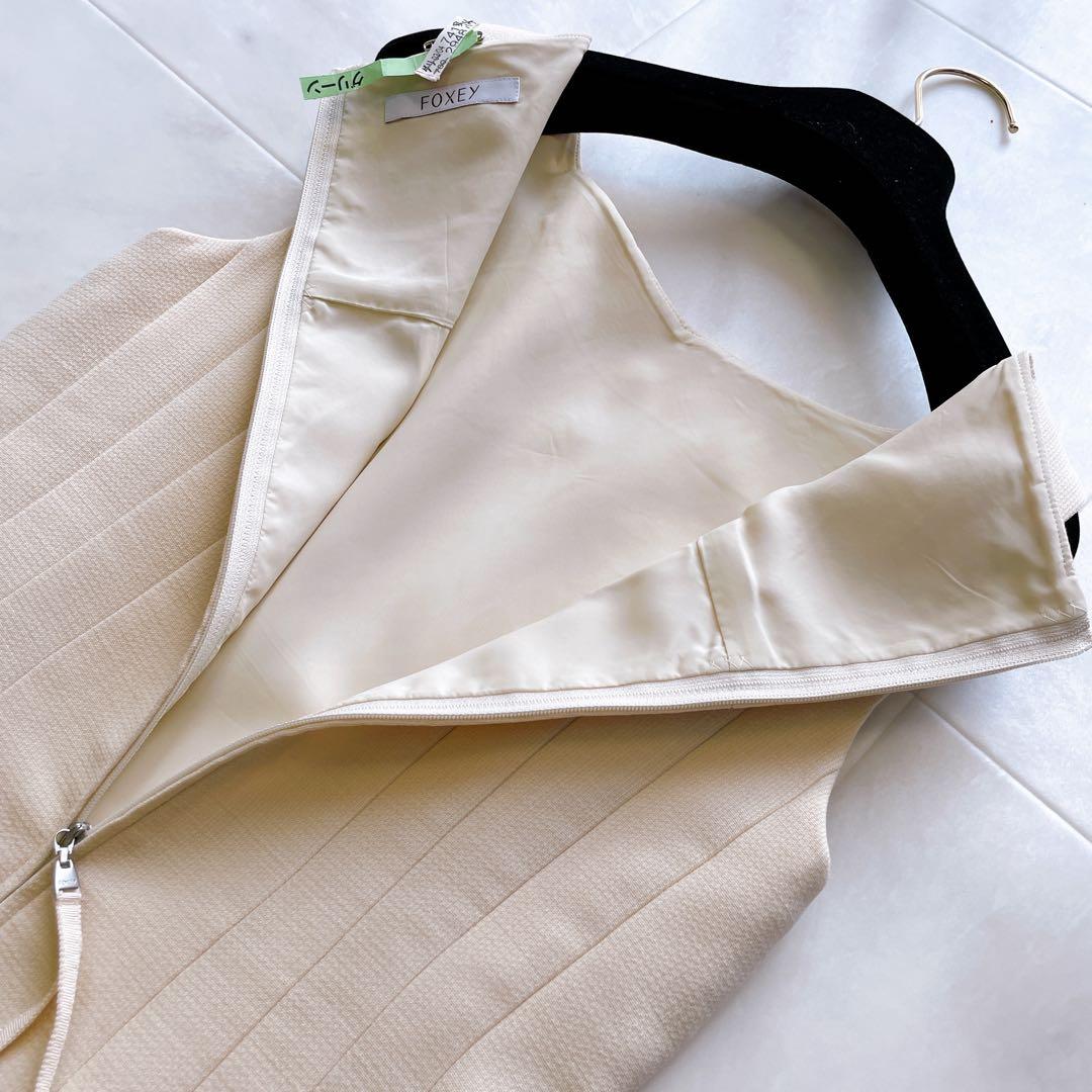 美品✨フォクシー マグノリア ドレス ワンピース ウエストタック ベージュ 38