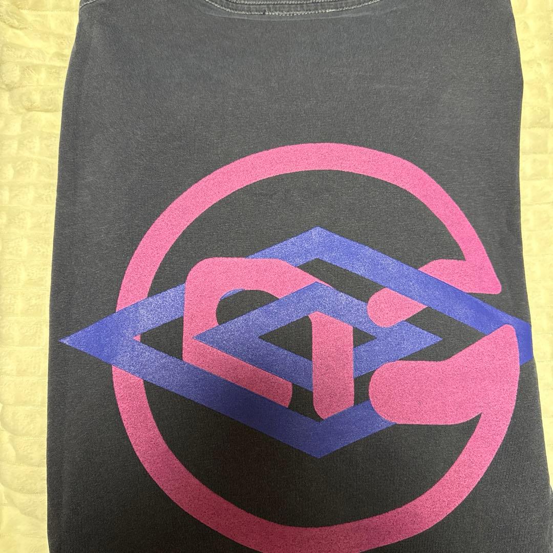 【POPUP限定】UMBRO 白濱亜嵐 半袖Tシャツ　ネイビー