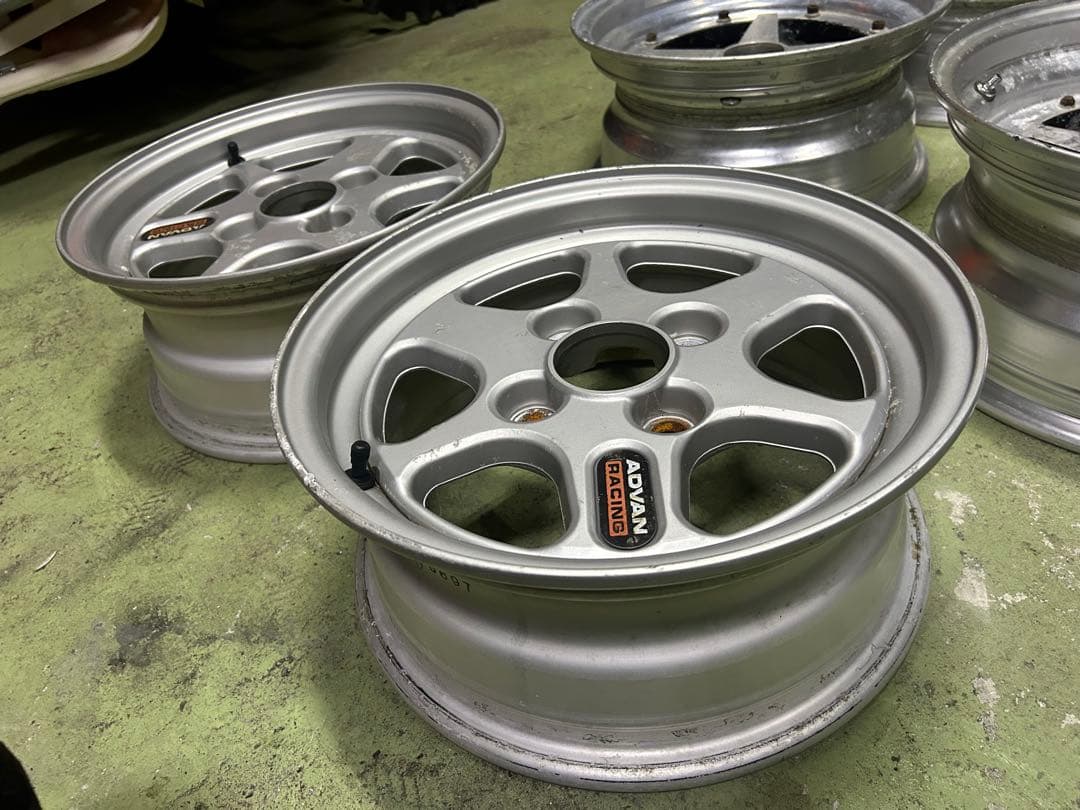 N*様 ADVAN ARZ 14インチ2本
