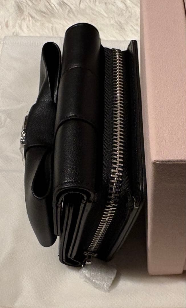 【新品•未使用】Maison de FLEUR ベルトリボンミニウォレット