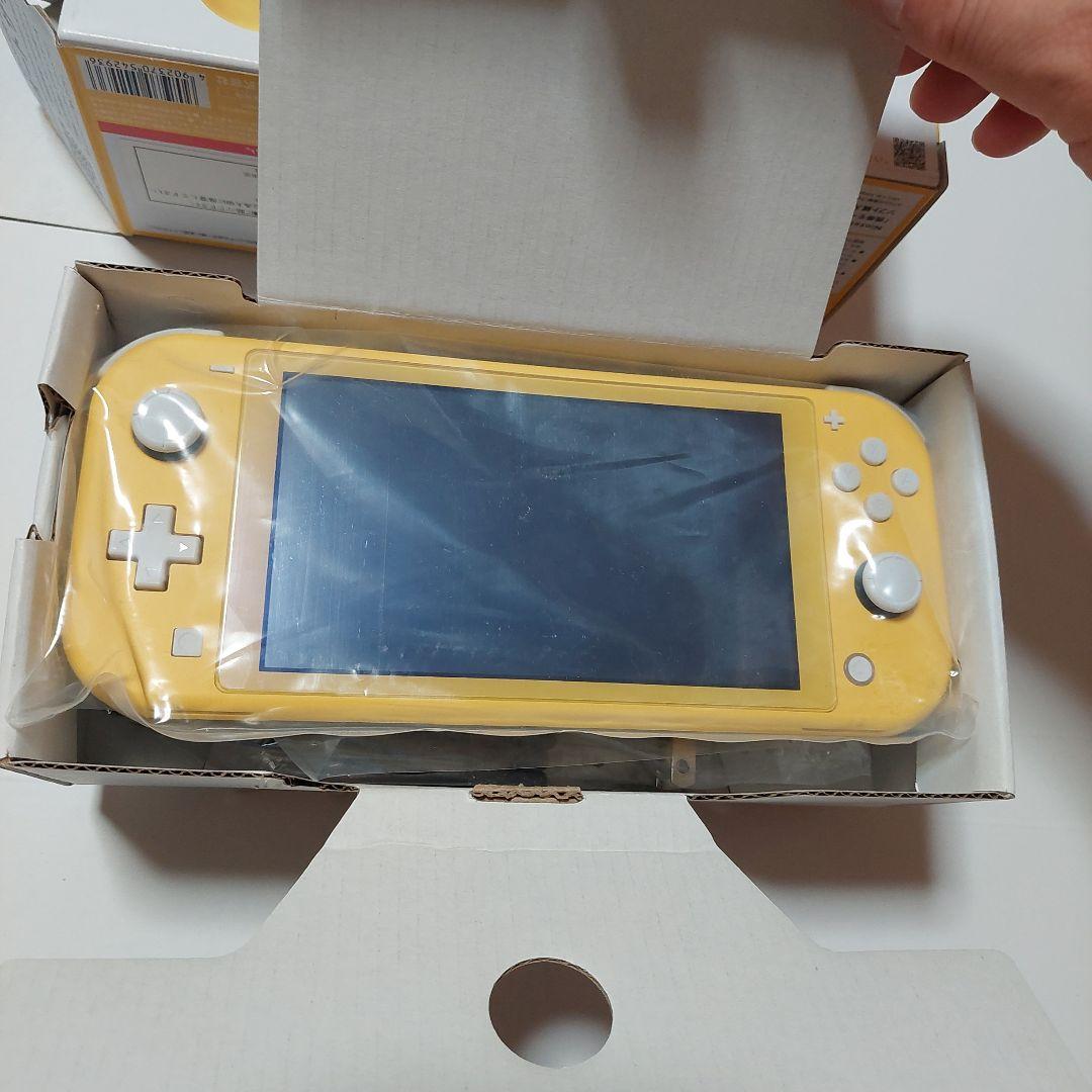 Nintendo Switch Lite イエロー　未使用に近い状態です！