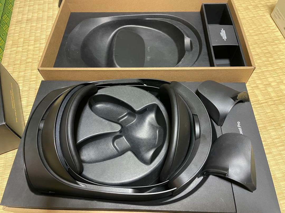 Quest pro 本体のみ ＋ ヘッドクッション