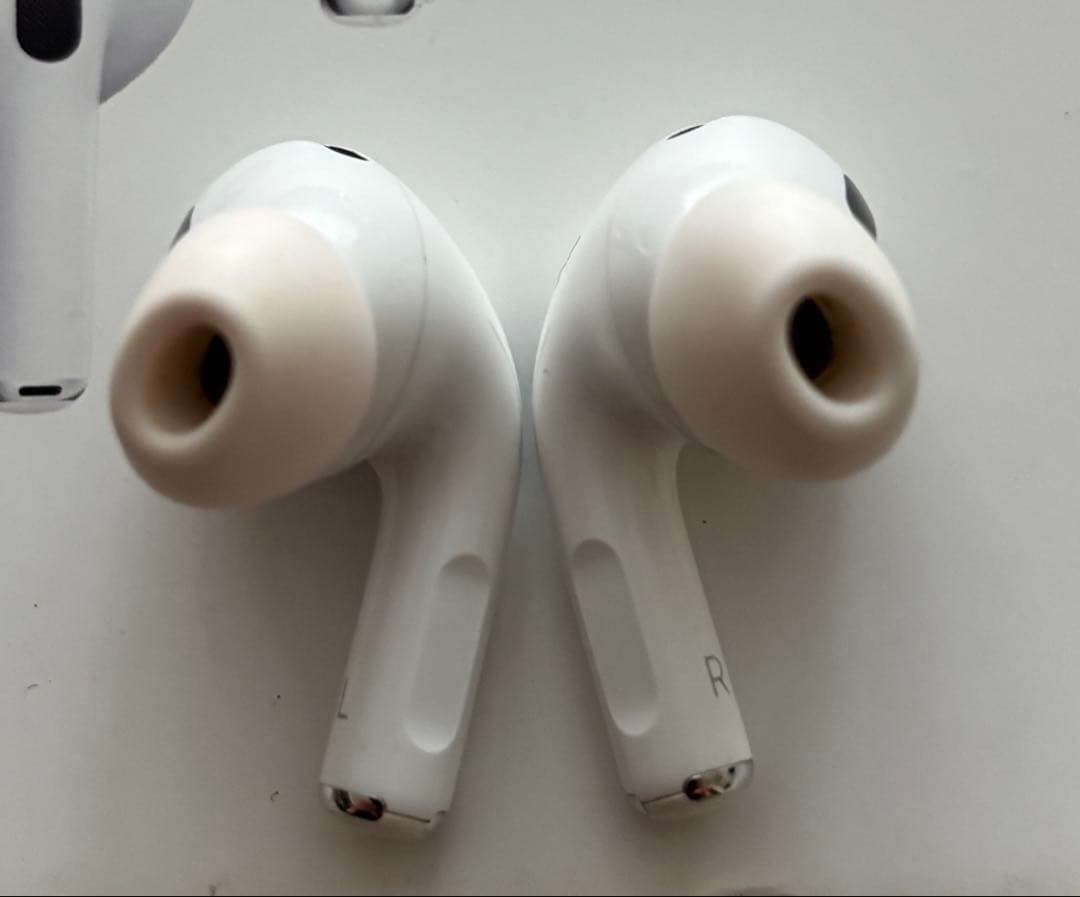 Apple AirPods Pro ワイヤレスイヤホン