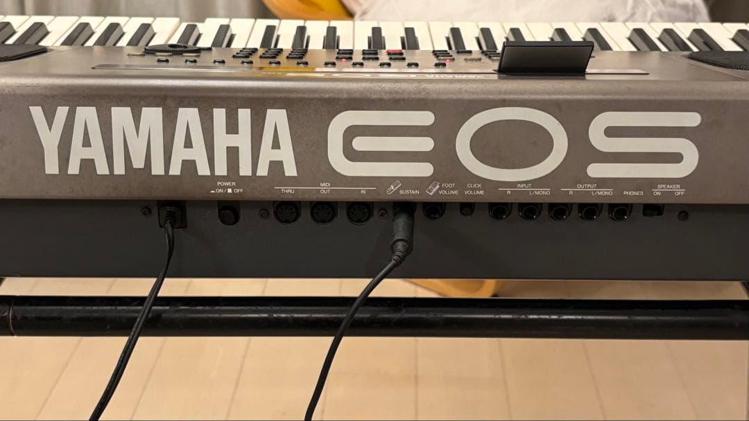 YAMAHA EOS B500シンセサイザー、スタンドセット