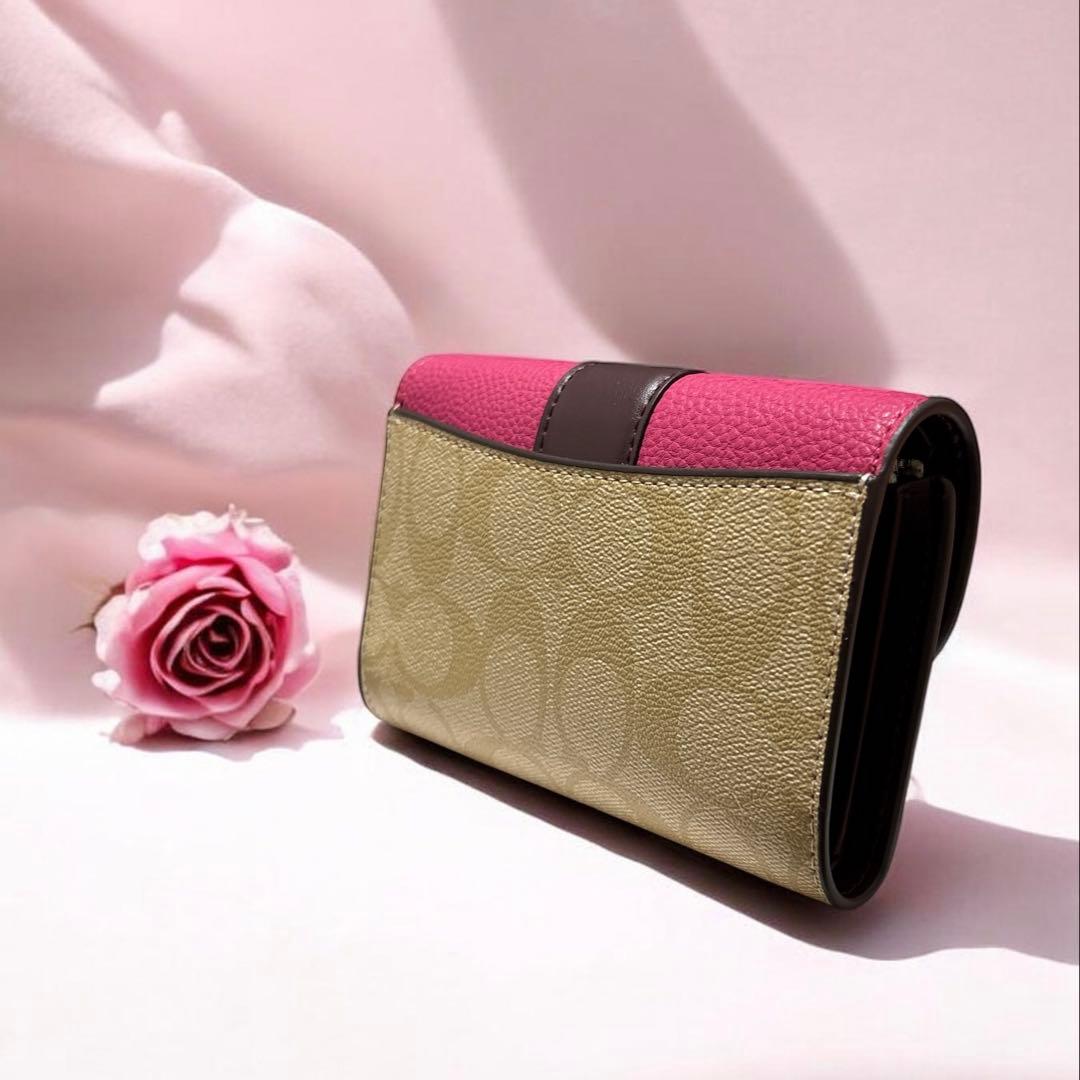 【新品】COACH ★折り財布ベージュ/ピンク《新品》
