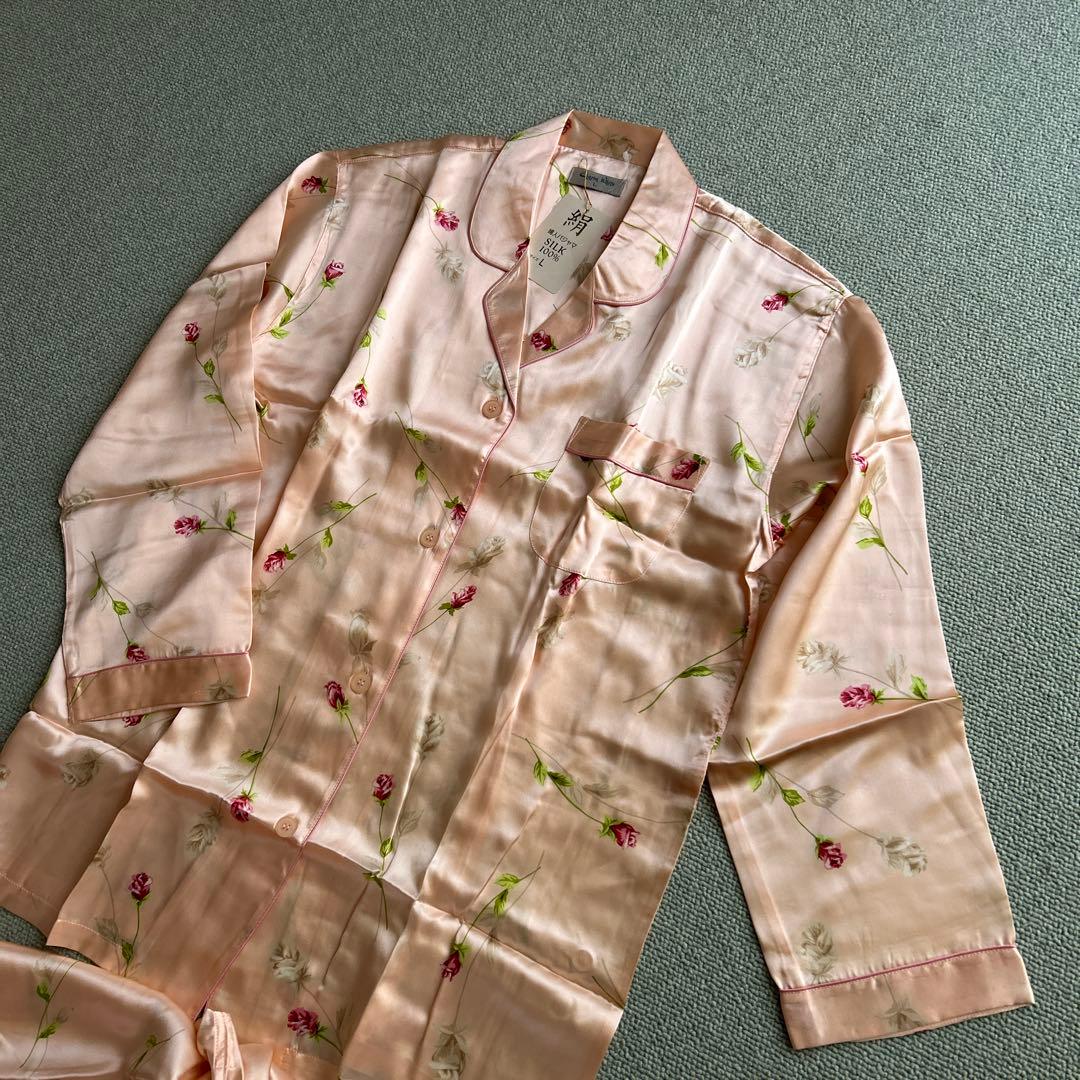 新品 フラワー 薔薇 花 長袖 シルクパジャマ上下