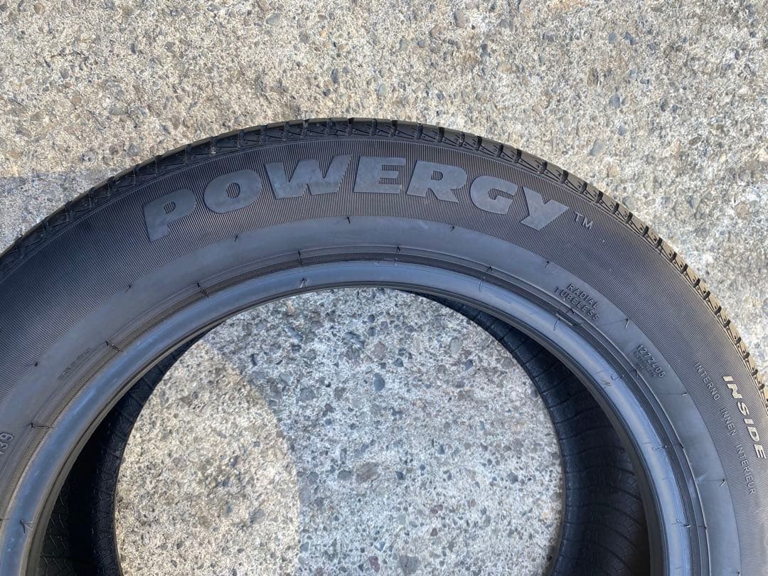 PIRELLI POWERGY 205/55/16 4本セット送料込み