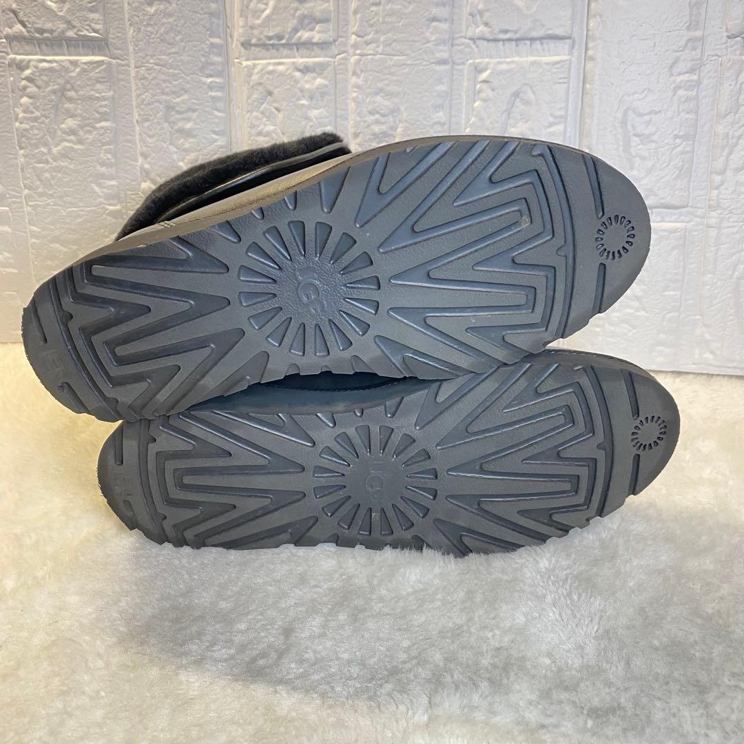 UGG フロントジップ ブーツ 23.5cm ブラック ムートン レザー 裏ボア