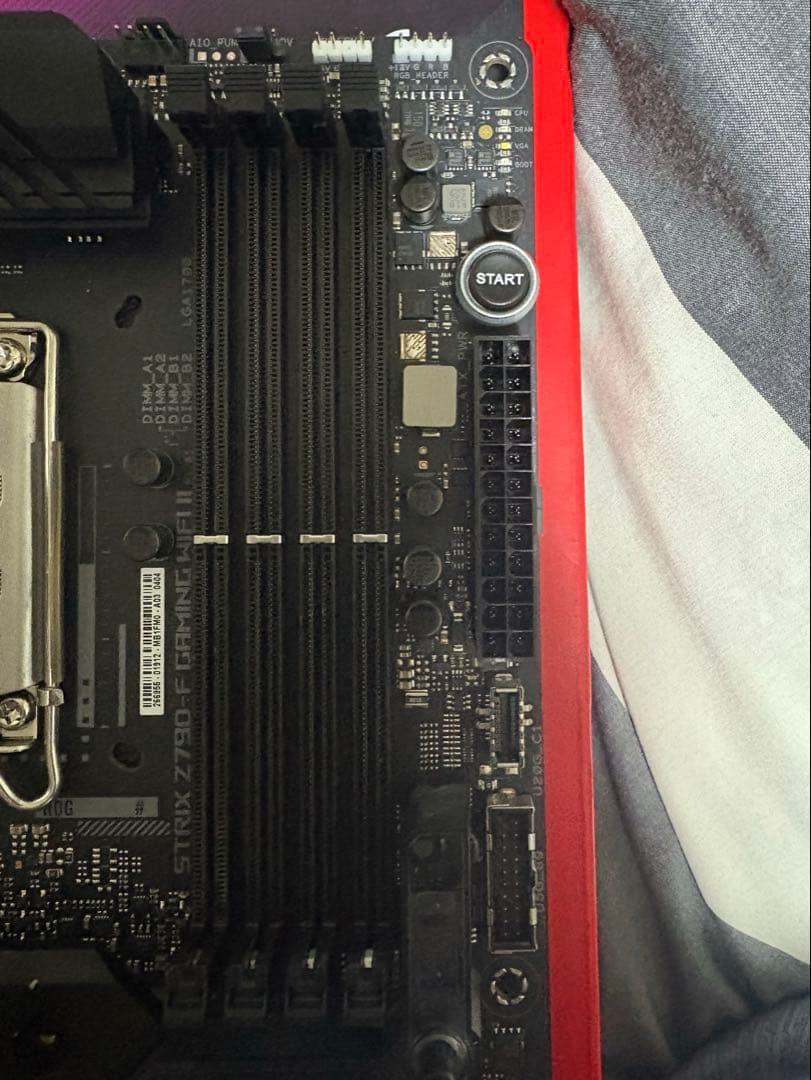 マザーボード ASUS ROG STRIX Z790-F GAMING WIFI II