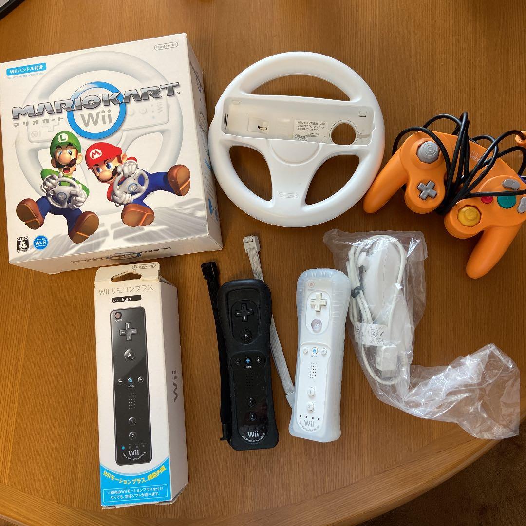 Nintendo Wii 本体　ソフト3つ　コントローラー付き