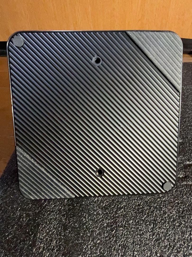 MINISFORUM UM690 ミニPC (Ryzen 9 6900HX