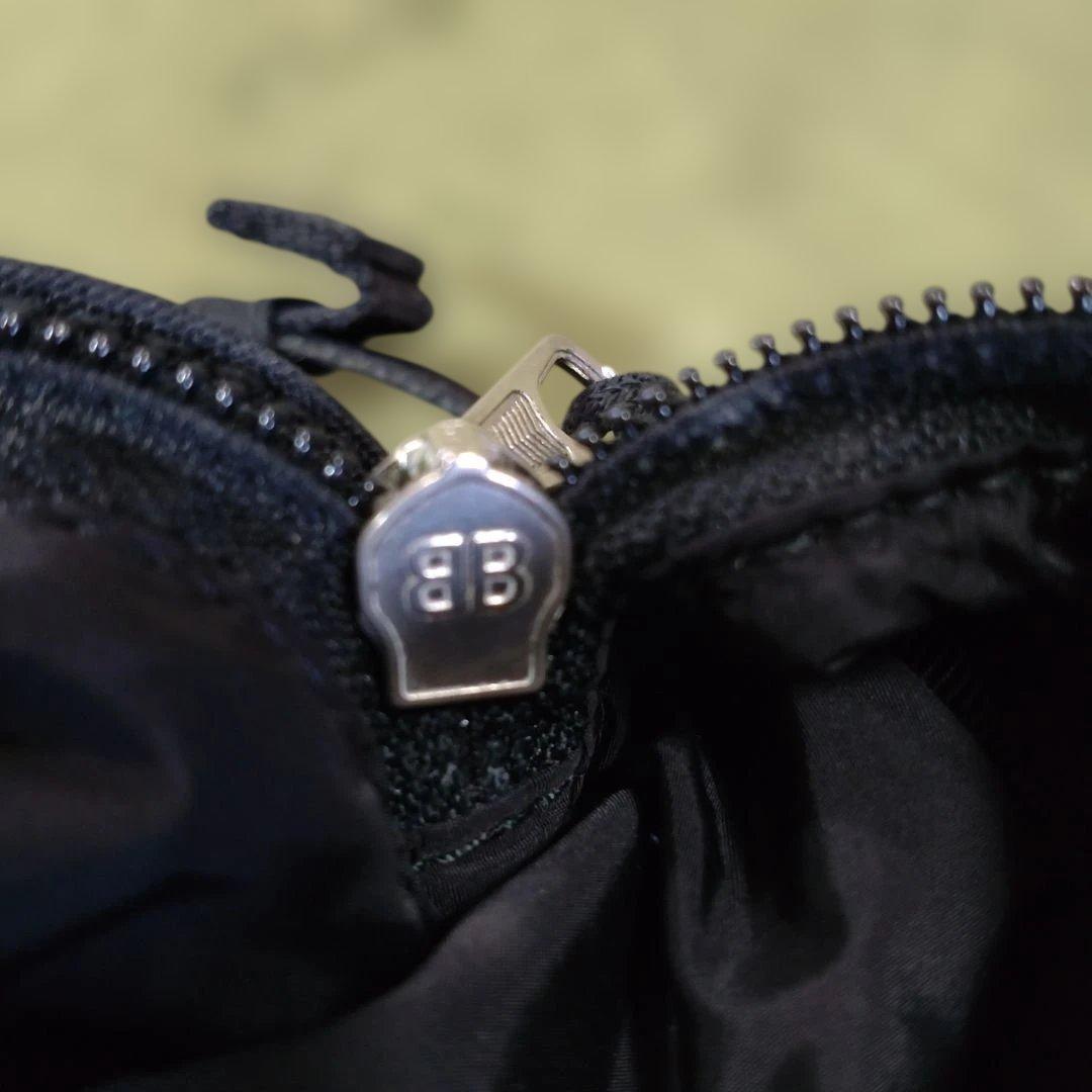 BALENCIAGAバレンシアガ ウエストバッグ ヒップバッグ