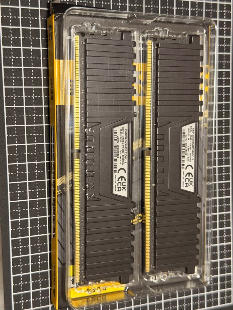 CORSAIR DDR4-3200MHz 32GB [16GB×2枚]