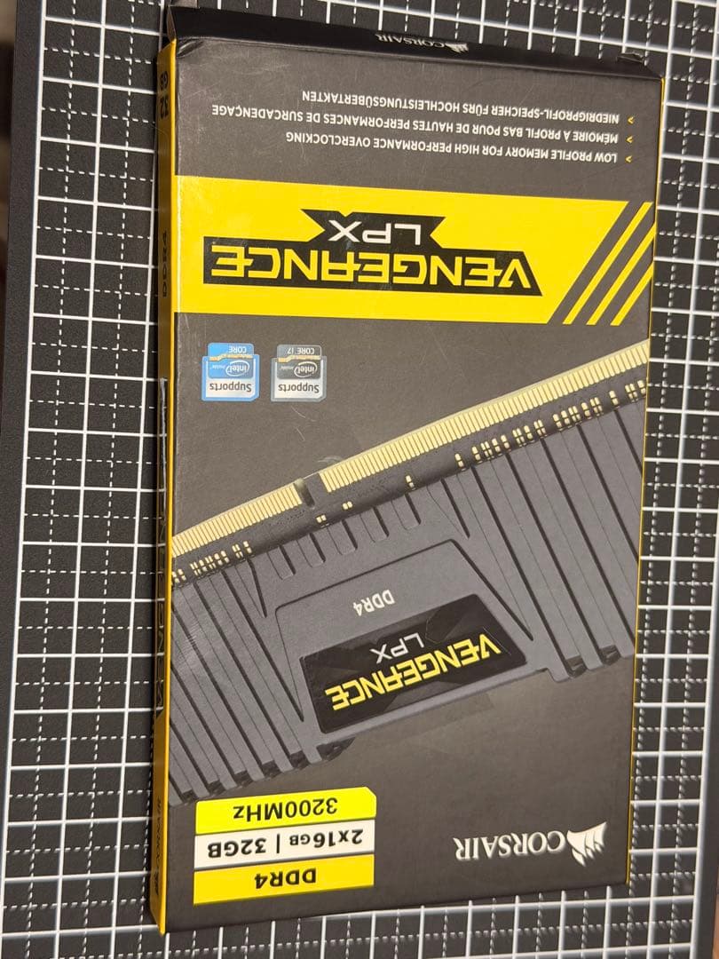 CORSAIR DDR4-3200MHz 32GB [16GB×2枚]