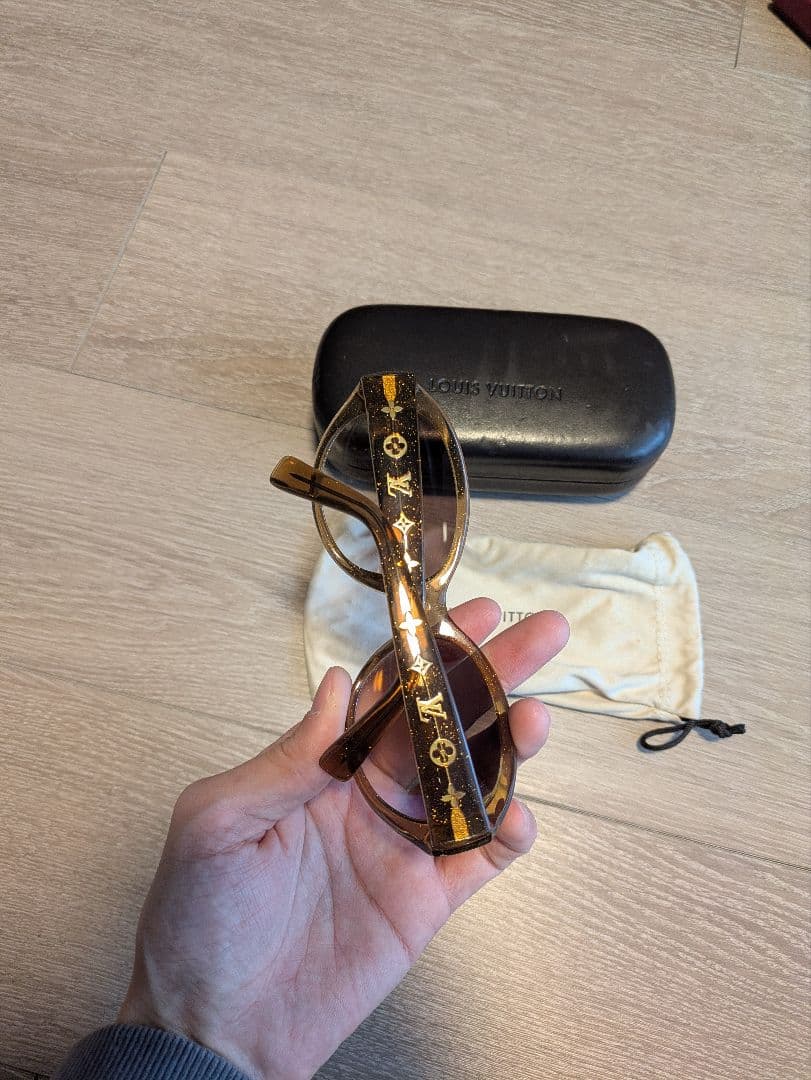 Louis Vuitton ラウンド型サングラス　z0032e